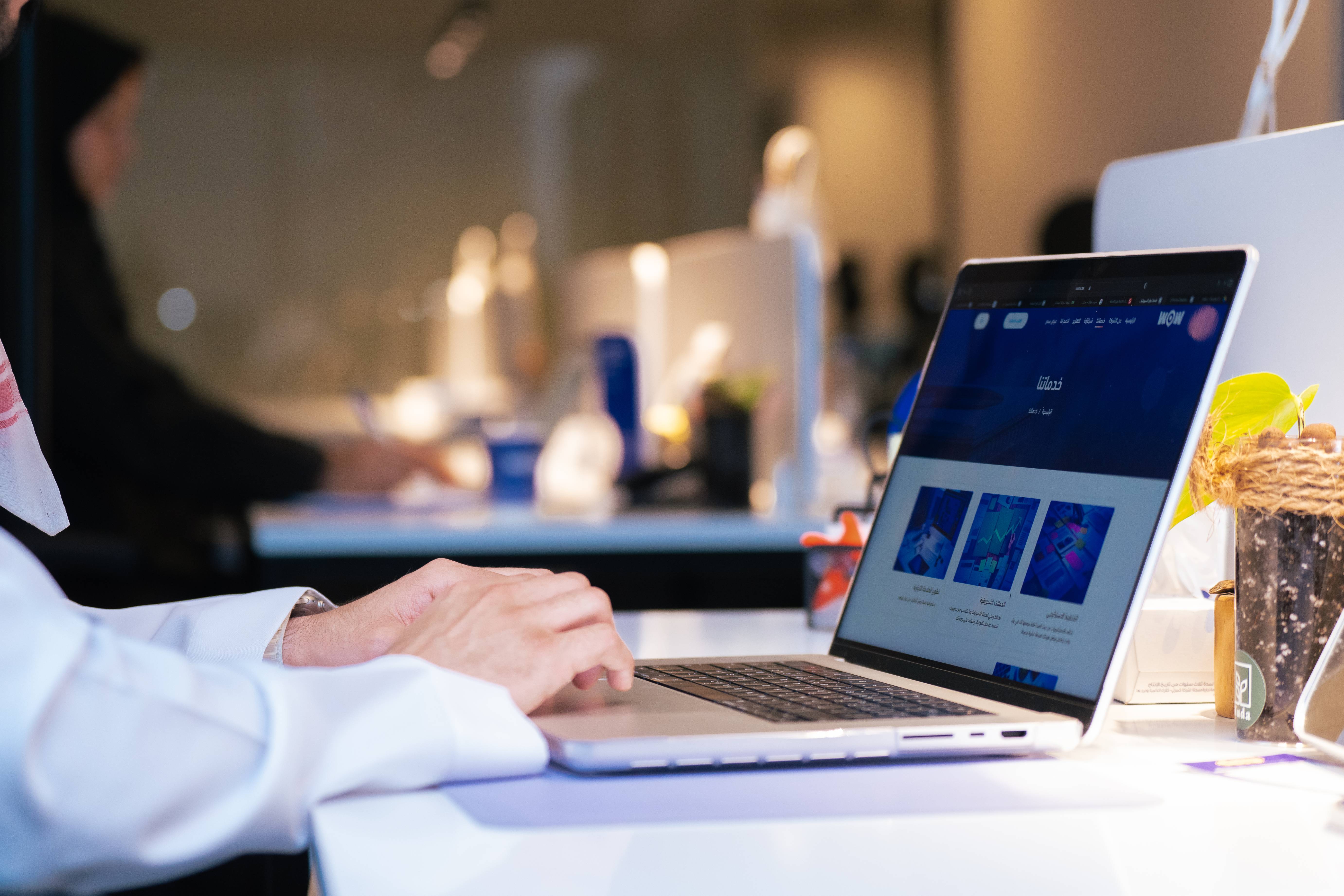 «واو» تستقطب 400 متدرب ومتدربة من الجامعات السعودية